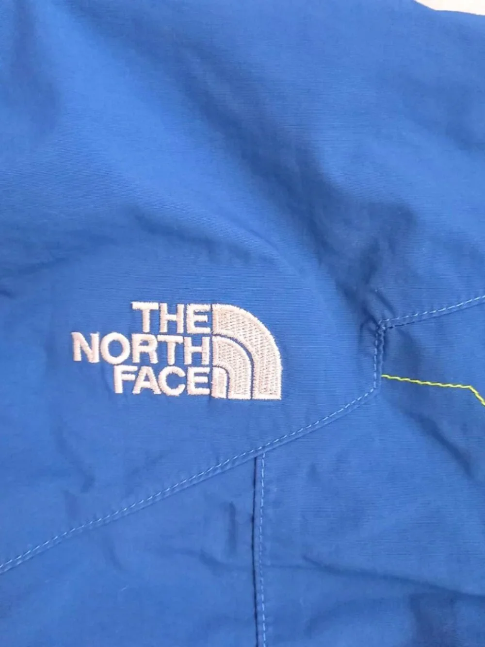 The North Face Blue Hooded Windbreaker Jacket Kids Size 14/16 Lightweight Coat